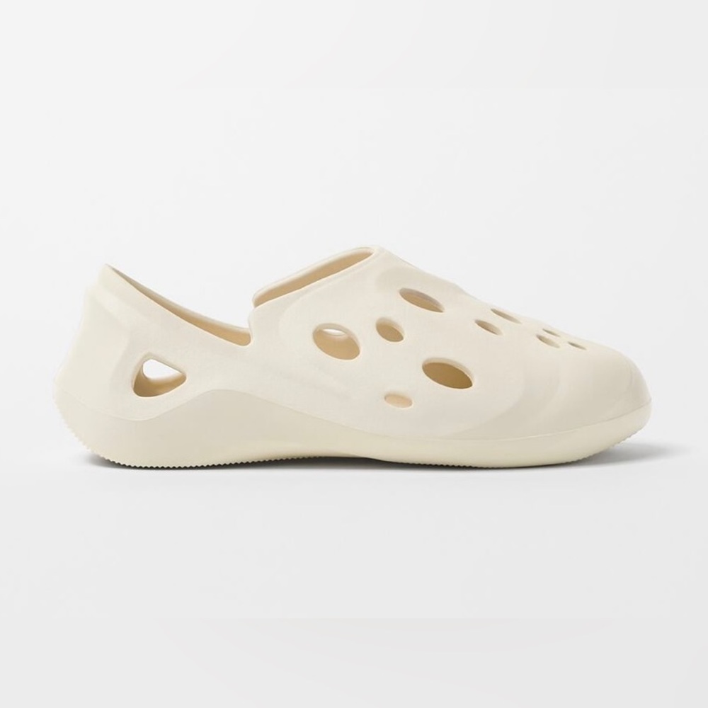 ZARA Kids lightweight rubber shoes